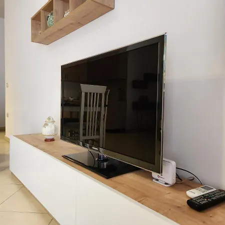 Apartment With Sea View