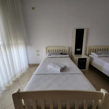 Apartment With Sea View *